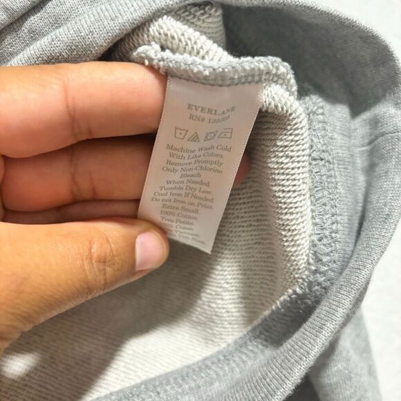 Everlane The 100% Human Typography Hoodie French Terry XS Gray Boxy Long Sleeve - Picture 7 of 8